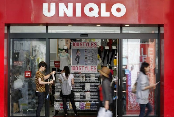 Cửa hàng quần áo thời trang Uniqlo