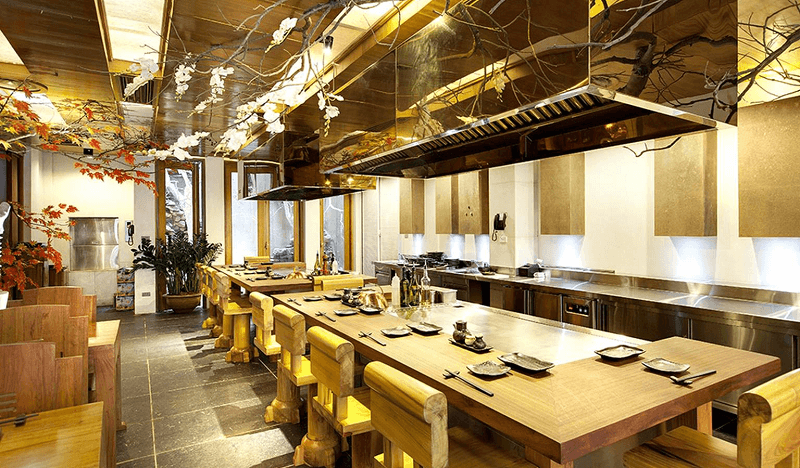 Không gian sang trọng là đặc trưng của các nhà hàng Nhật Bản