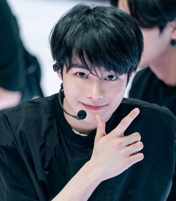 Chàng trai Việt Nam khiến giới trẻ Nhật Bản phải đặt câu hỏi “Người Việt Nam ai cũng tài năng, tốt bụng và đẹp trai như này sao?”